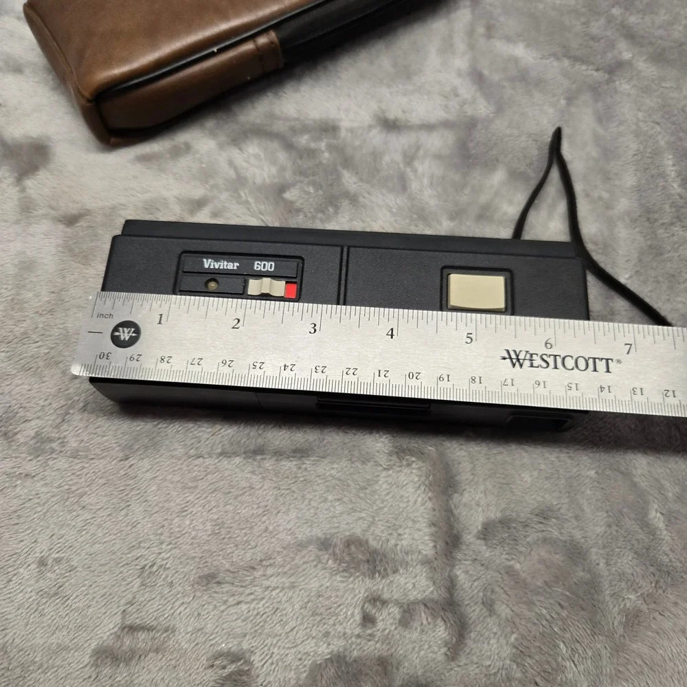 Vivitar 600 Pocket Camera 110 Film Vintage Point and Shoot with Flash Parts Only